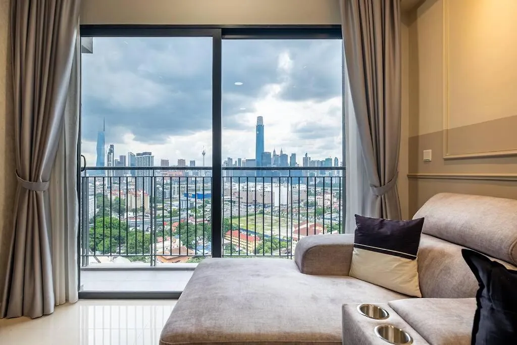 아파트 Modern Cozy Sunway Velocity Two 1Min To Mrt 쿠알라룸푸르